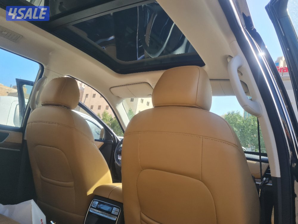 للبيع ام جي RX8 موديل 2024 أعلي مواصفات ٧مقاعد8