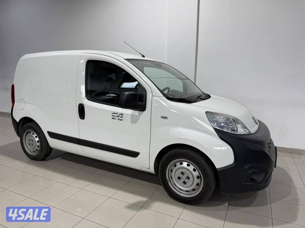 FIAT Fiorino Minivan1