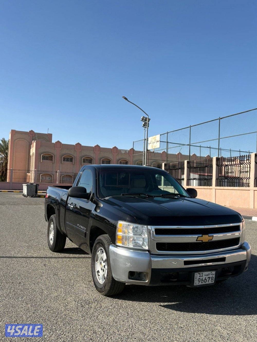 سلفرادو ٢٠١٢ صبغ الوكاله عليه حمايه بدي كامله0