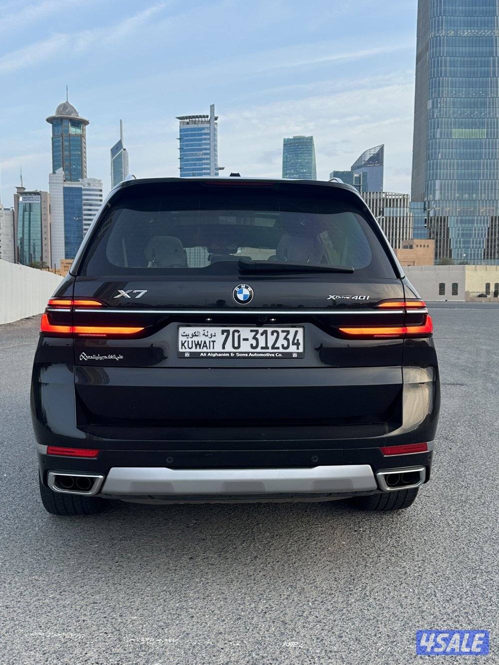 بي ام X7 موديل 2023_صبغ الوكالة_ عداد 50 Km4