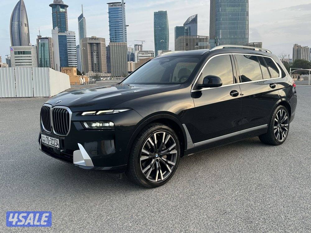 بي ام X7 موديل 2023_صبغ الوكالة_ عداد 50 Km5