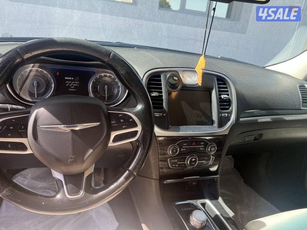 للبيع كرايزلر ٨ سلندر5