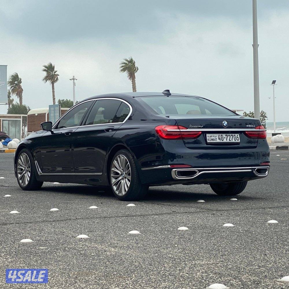 بيع🔺شراء🔺تثمين

للبيع بي ام دبليو 740
موديل 2017
العداد 199 الف8