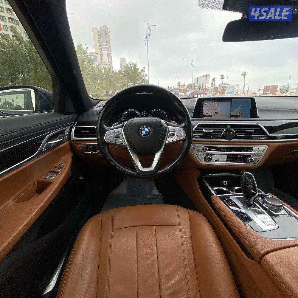 بيع🔺شراء🔺تثمين

للبيع بي ام دبليو 740
موديل 2017
العداد 199 الف12