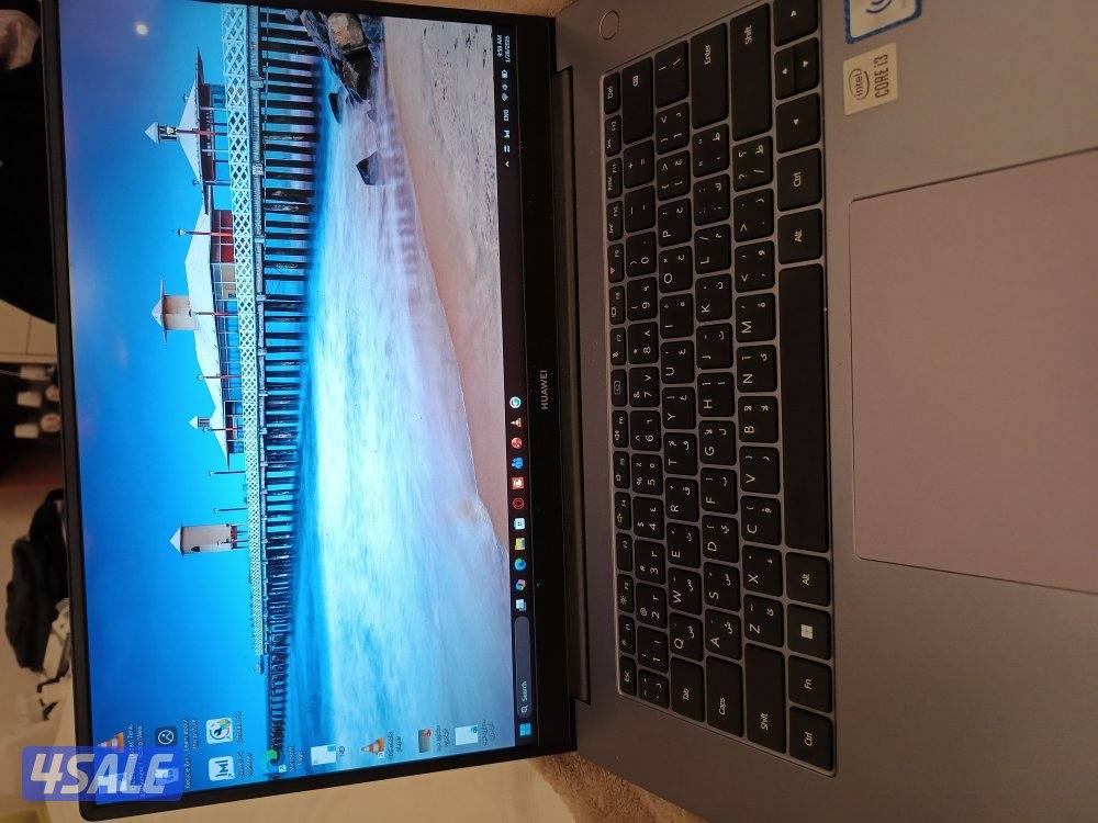 windows laptop with charger0