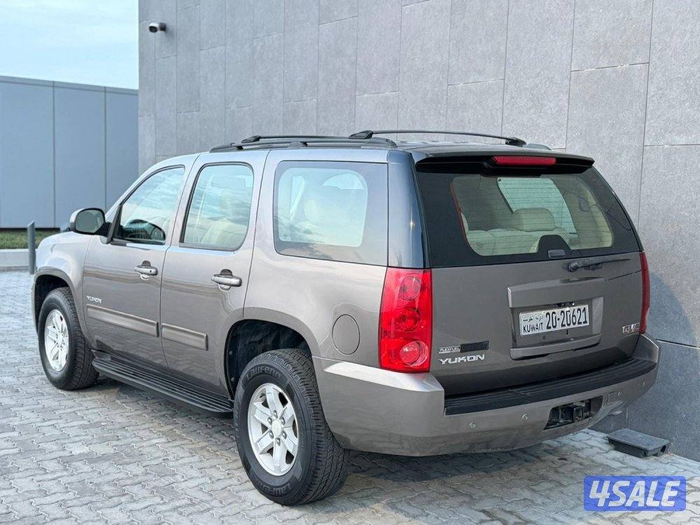 للبيع يوكن 2012 مخزن5