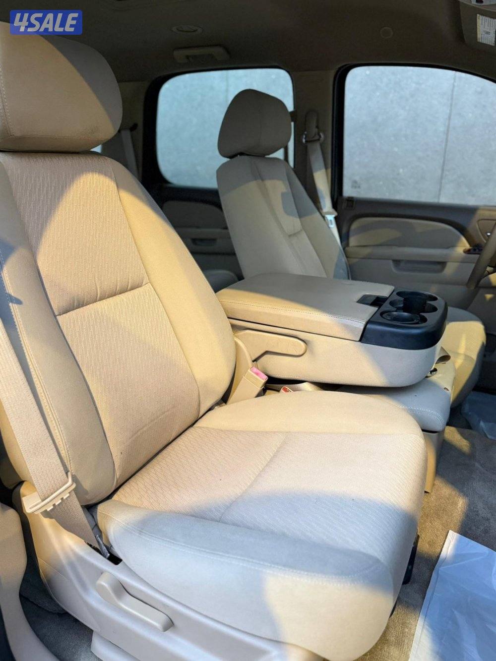 للبيع يوكن 2012 مخزن8