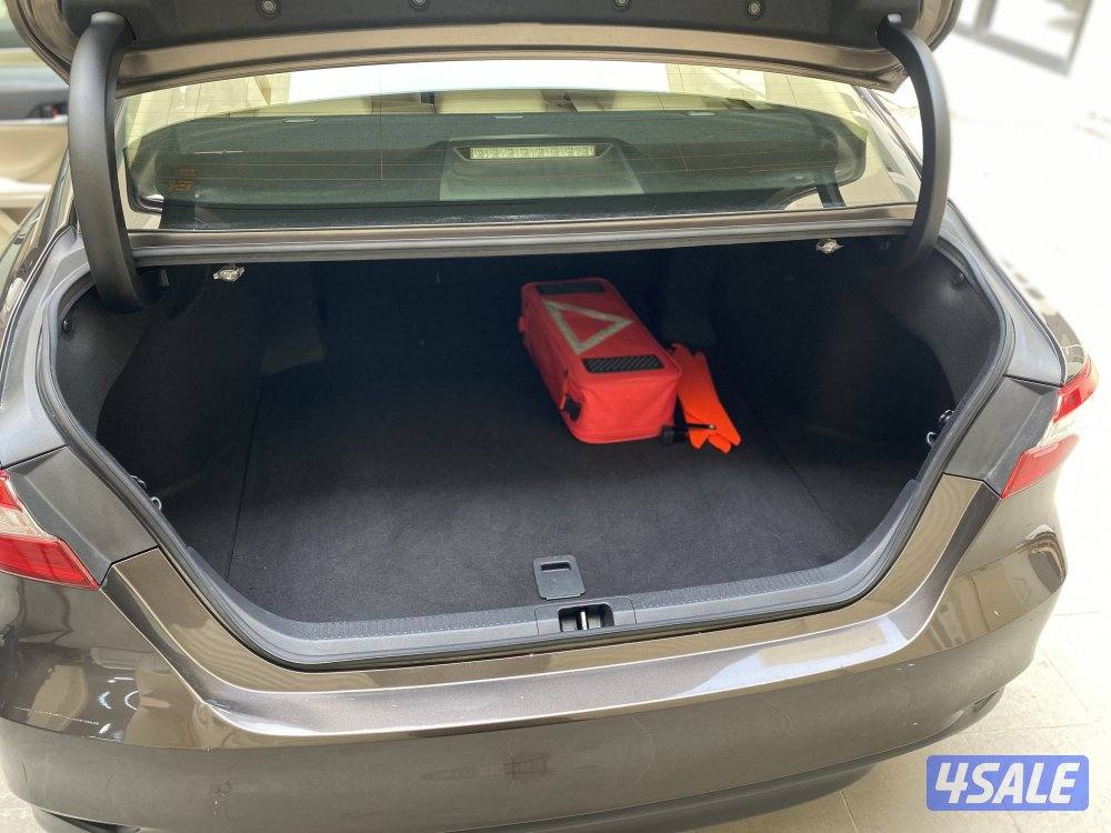 للبيع تويوتا كامري GLE 2020 عداد80الف12