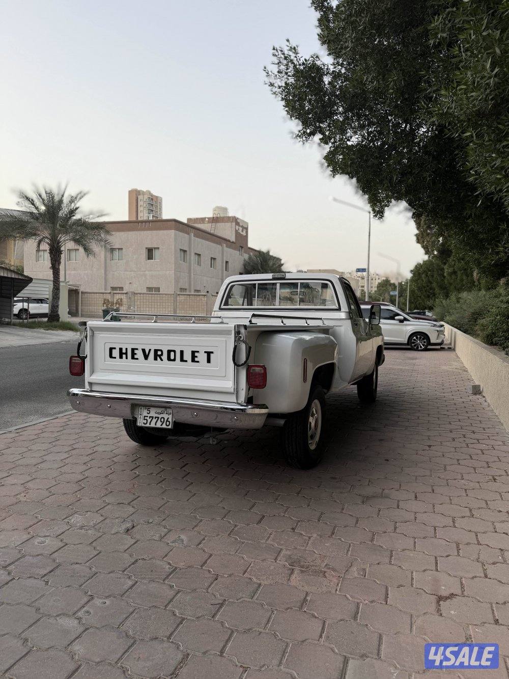 للبيع م78 حجم 30 -4542