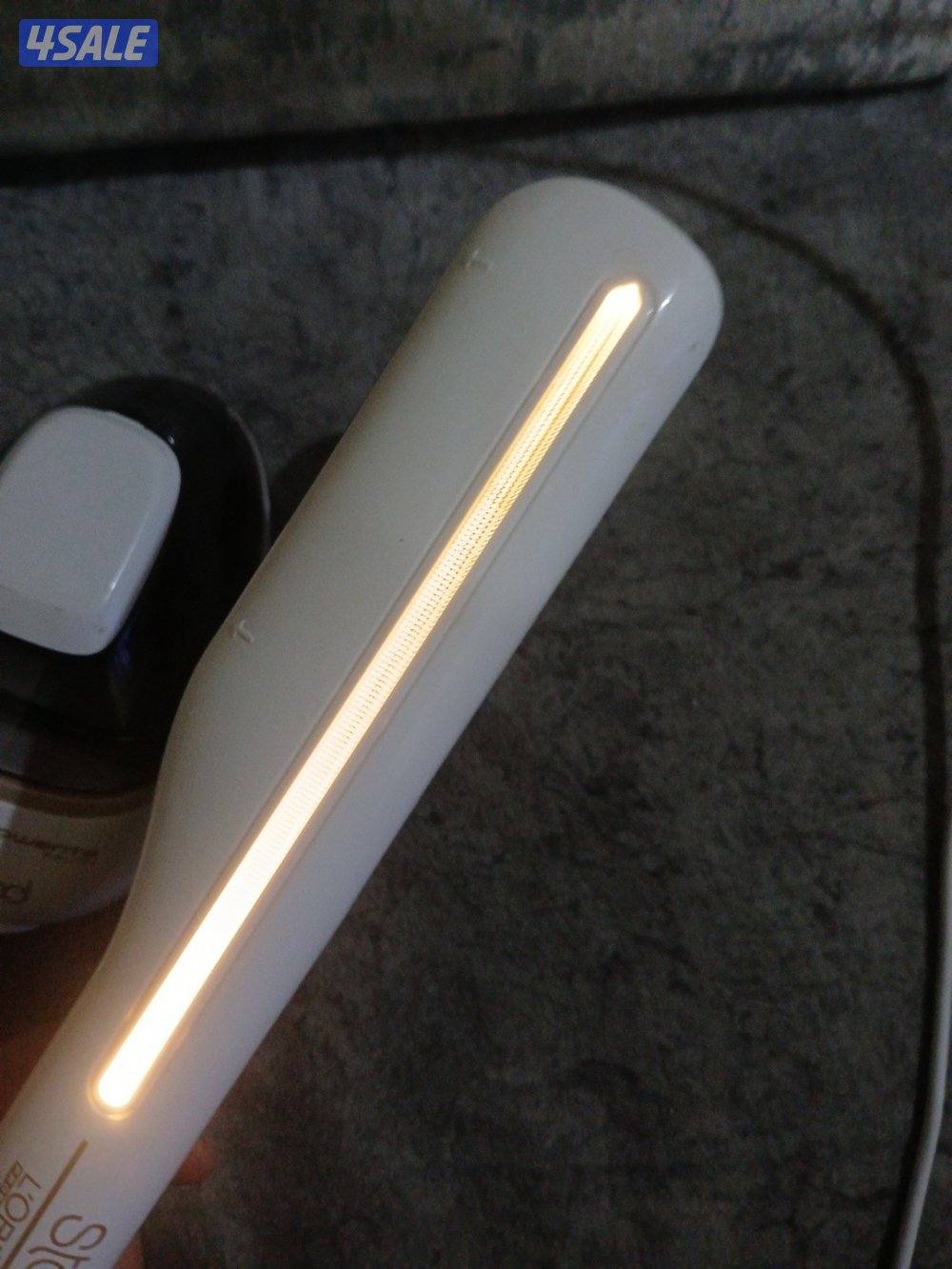 مكواة من لوريال بالبخار  شبه جديدة غير مستعملة بالمرة للبيع2