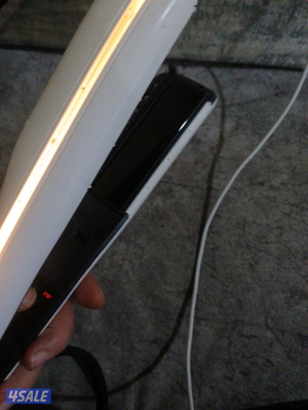 مكواة من لوريال بالبخار  شبه جديدة غير مستعملة بالمرة للبيع5