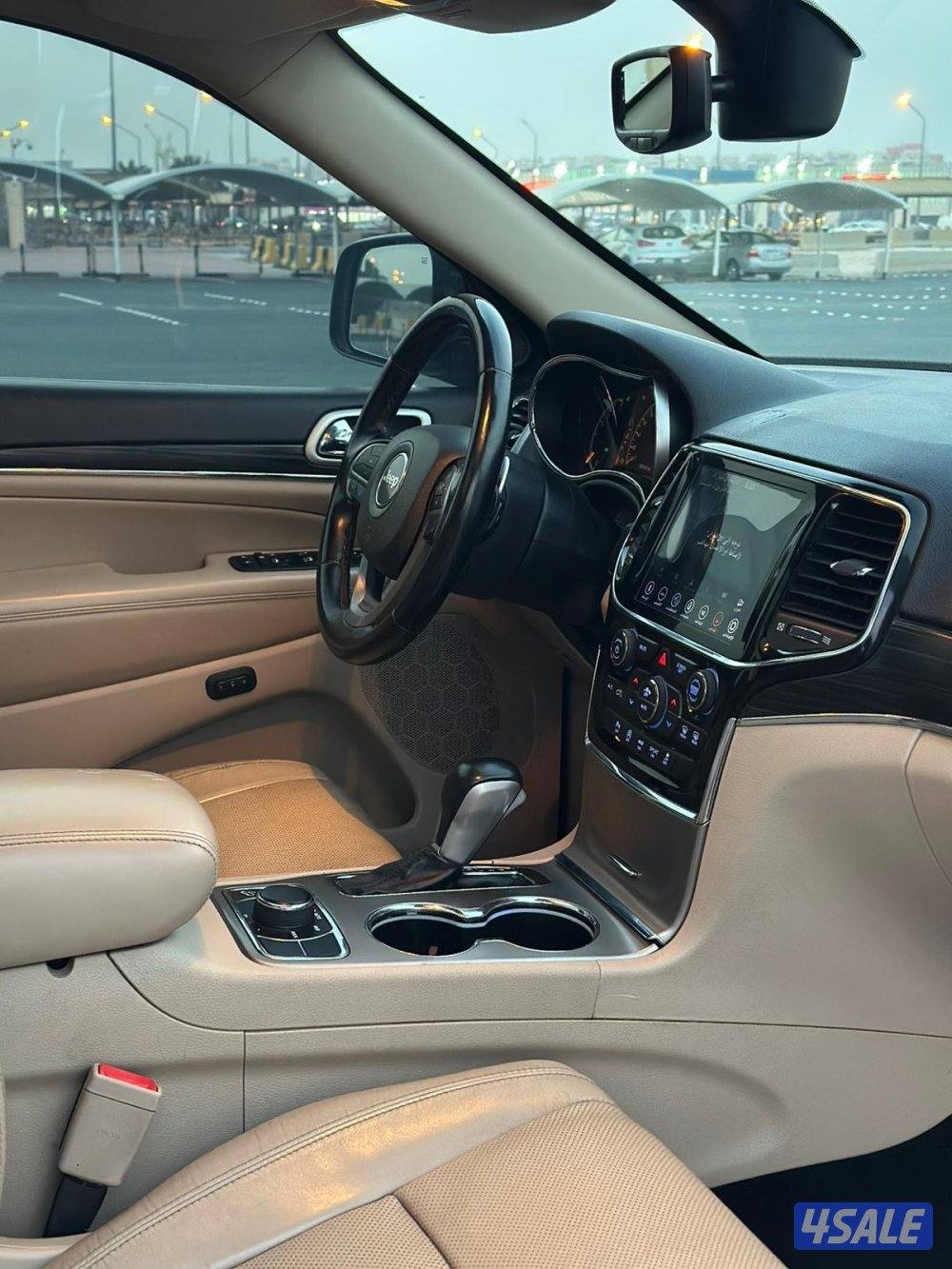 جراند شروكي موديل 2020 بحالة الوكاله 🔥4