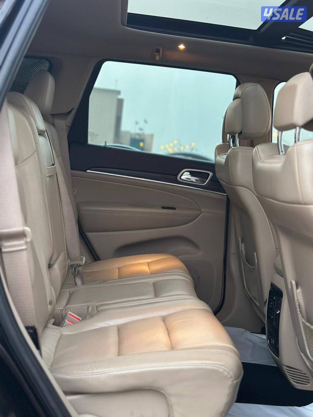 جراند شروكي موديل 2020 بحالة الوكاله 🔥6