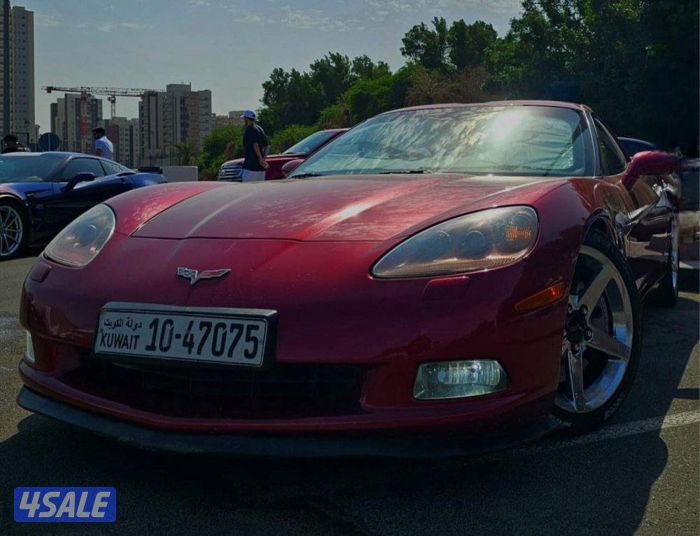 للبيع كورفت C6 موديل 2008 اللون عنابي ملكي داخل اسود بابيض مكينة LS31