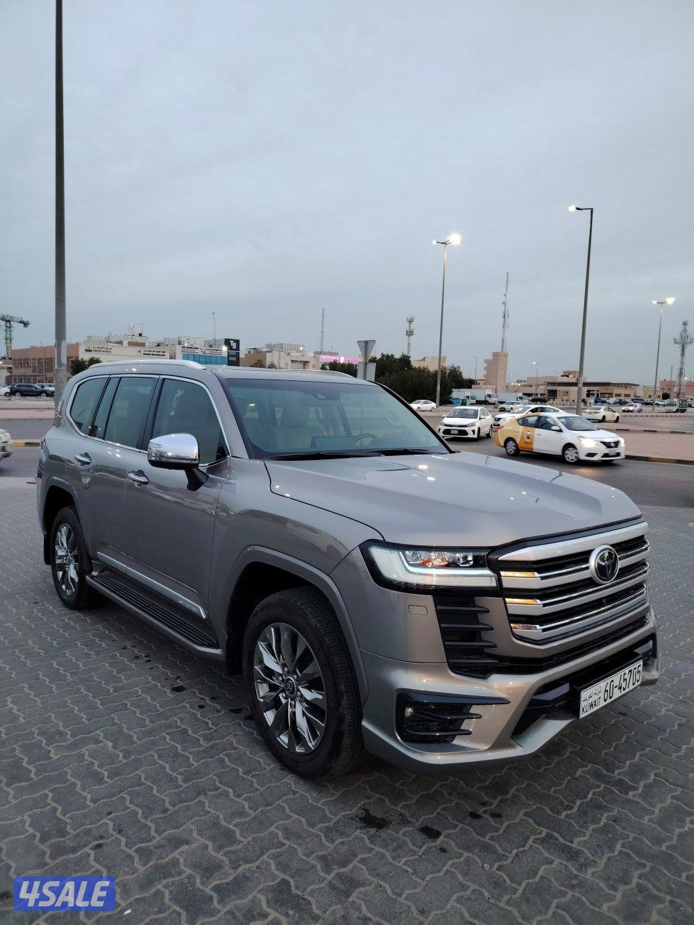 لاندكروز VXR ايرو اس 2تيربو ٢٠٢٢0