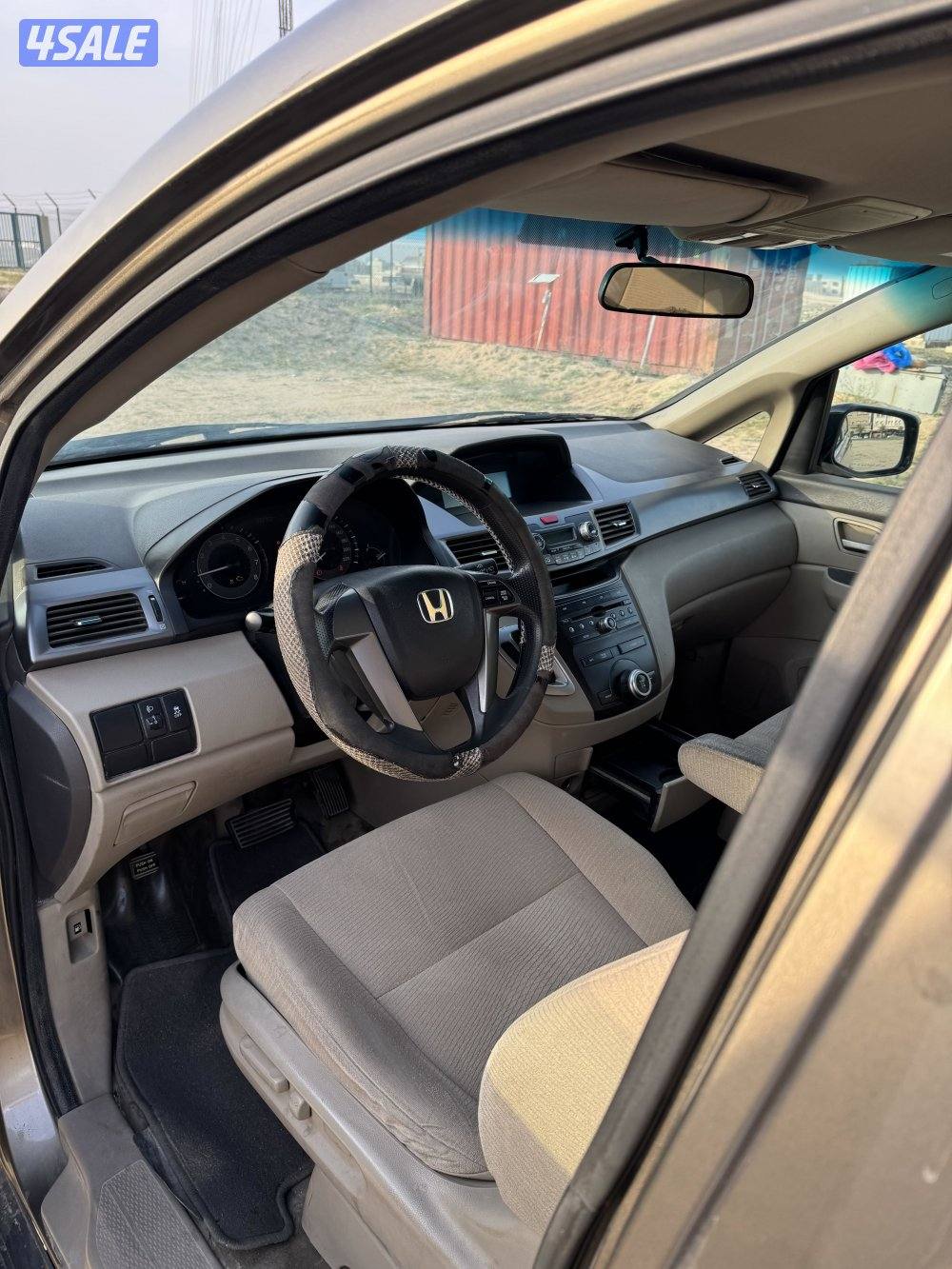 للبيع هوندا أوديسي 20128