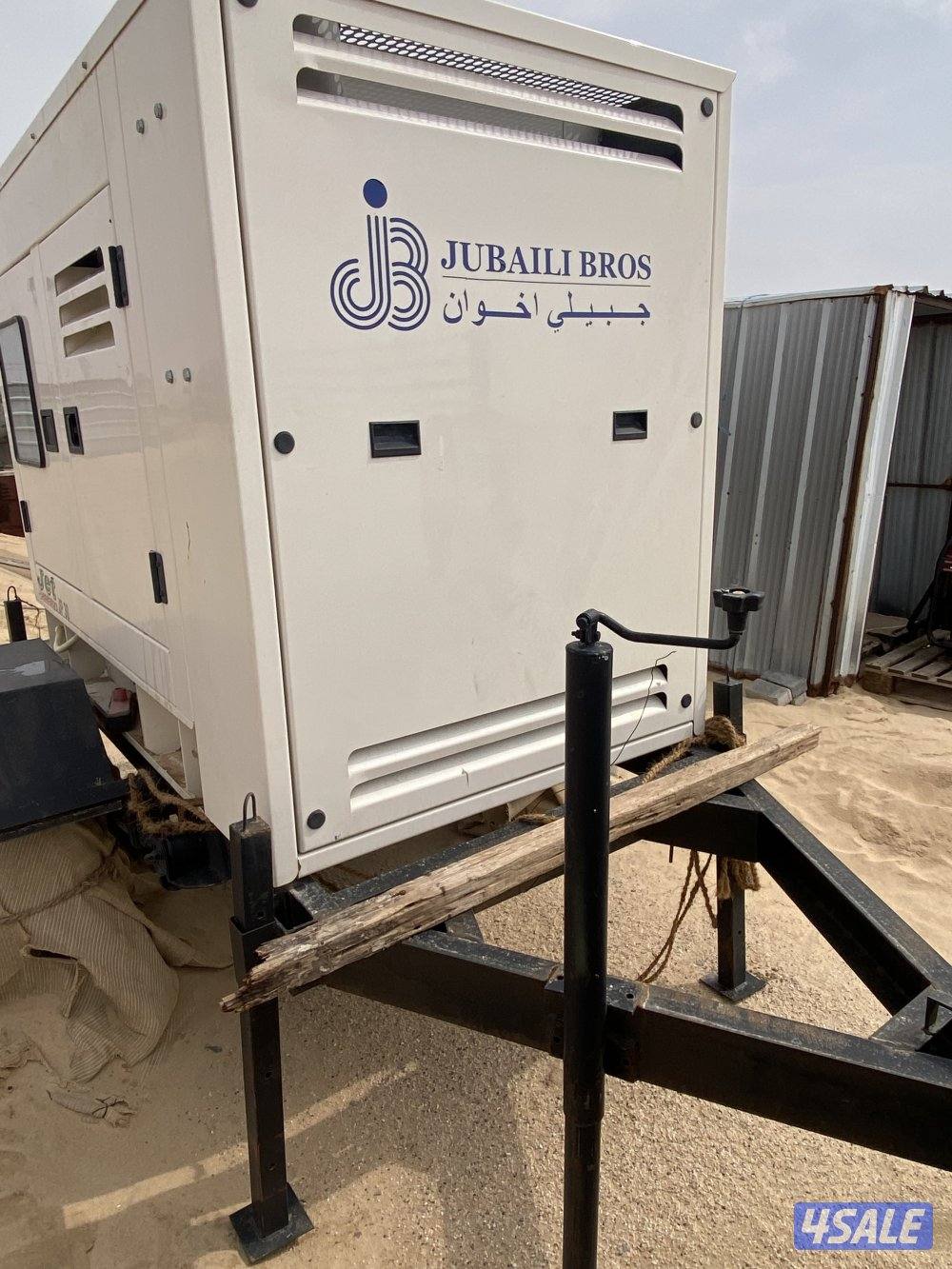 مكينة بيركنز شبه جديدة4