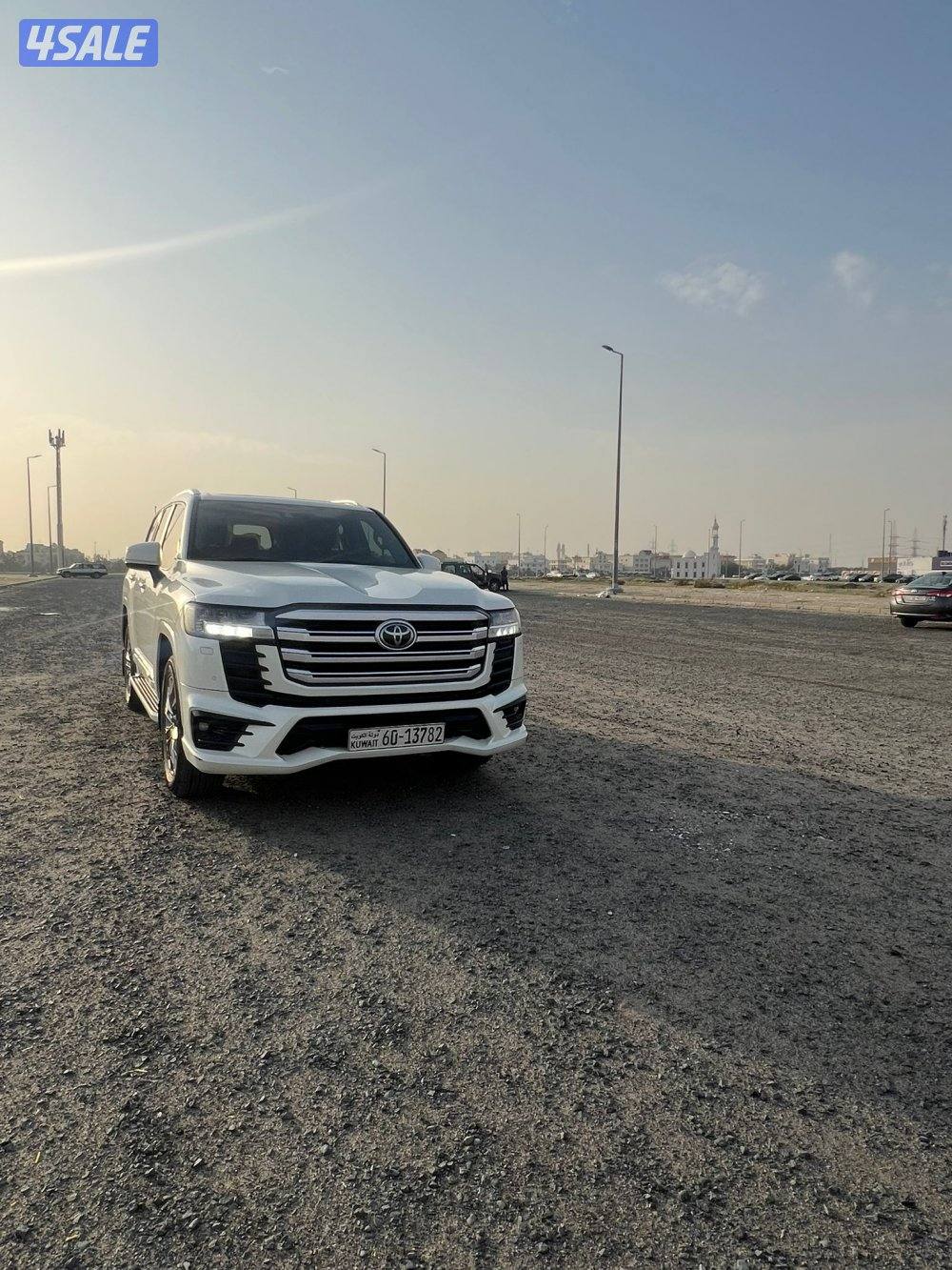 لاند كروزر 20230