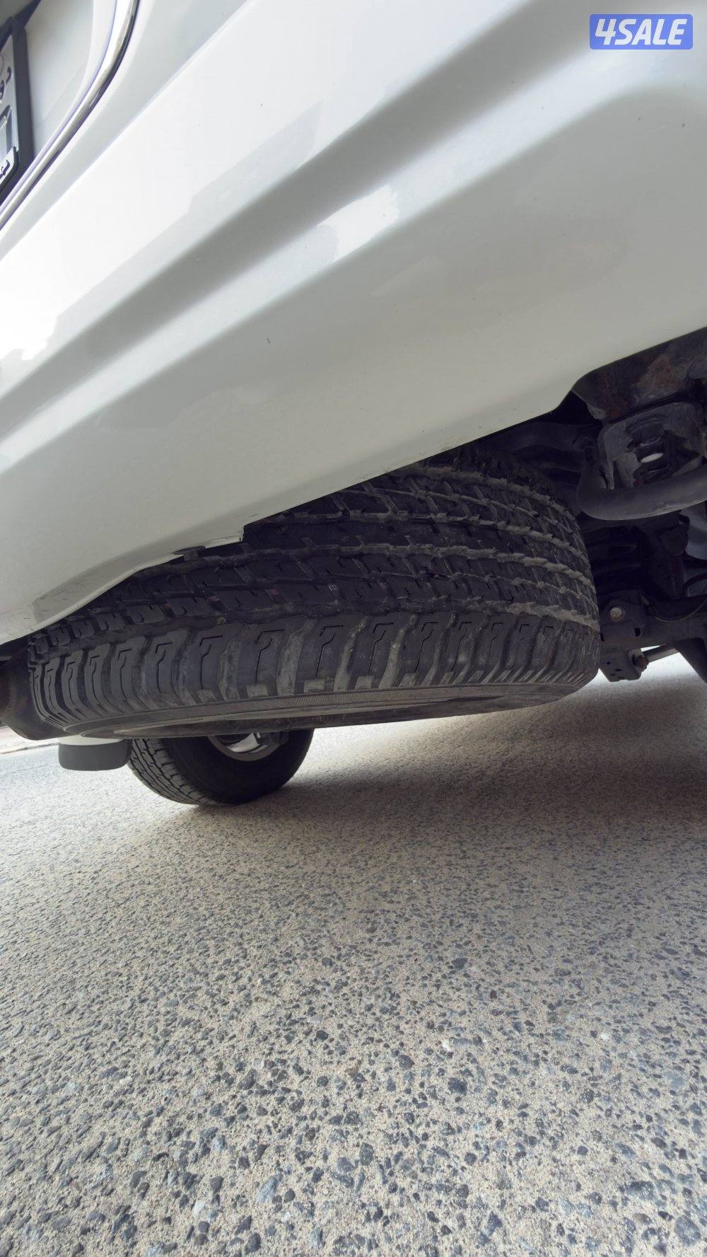 لاند كروزر VX.R7