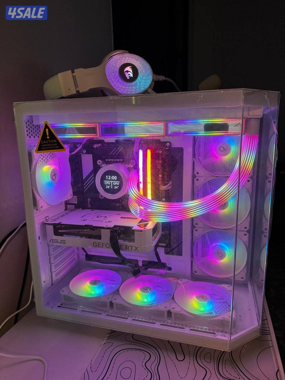 عندك أجهزه بلاستيش 4 و5 واكس بوكس سريس وناتيندوا واشرطه نشتري0