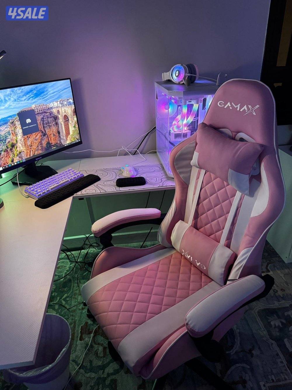 عندك أجهزه بلاستيش 4 و5 واكس بوكس سريس وناتيندوا واشرطه نشتري1