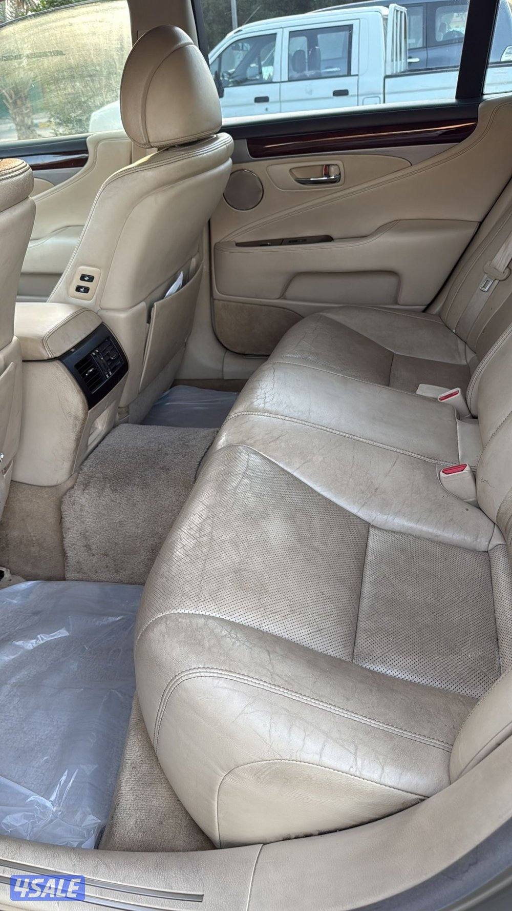 للبيع لكزس 460 شورت 20174