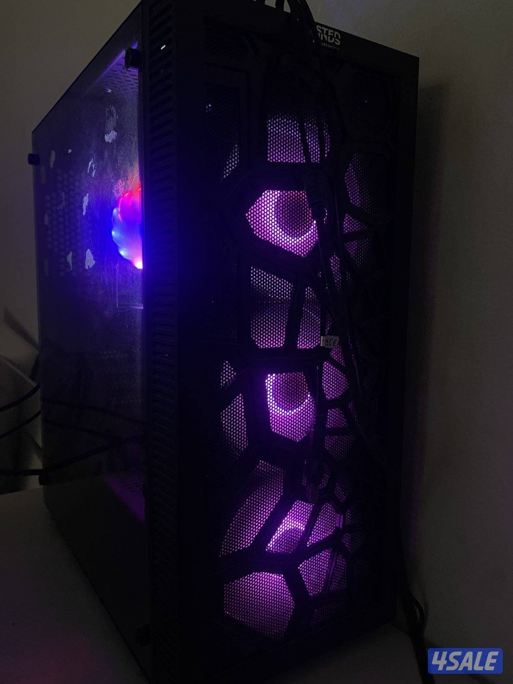 Pc gaming نظيف ما يشتكي من حاجه3