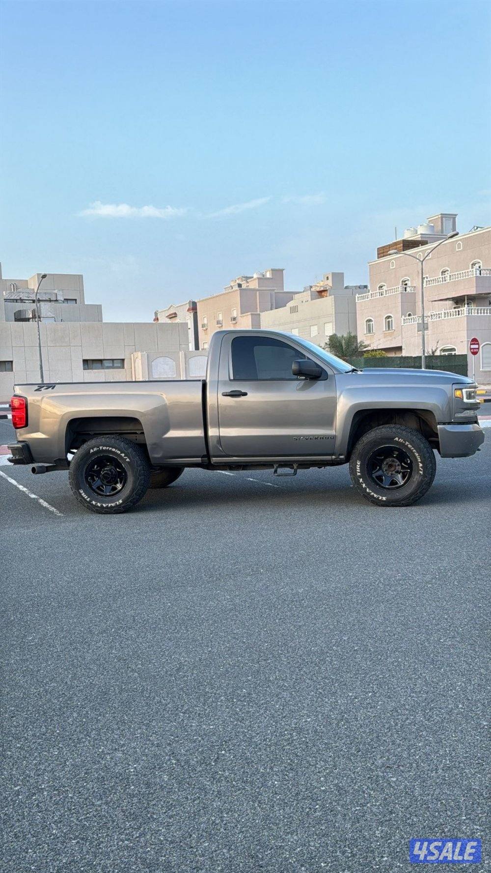 للبيع سلفرادو ٢٠١٧ ls7