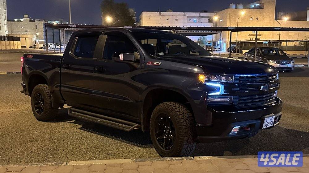 للبيع سلفرادو trail boss1