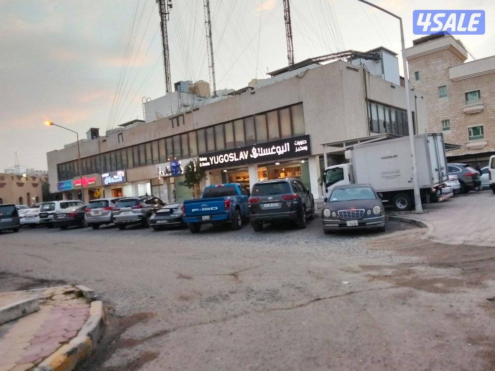 السرة قطعة ٤ سرداب في مجمع تجاري1