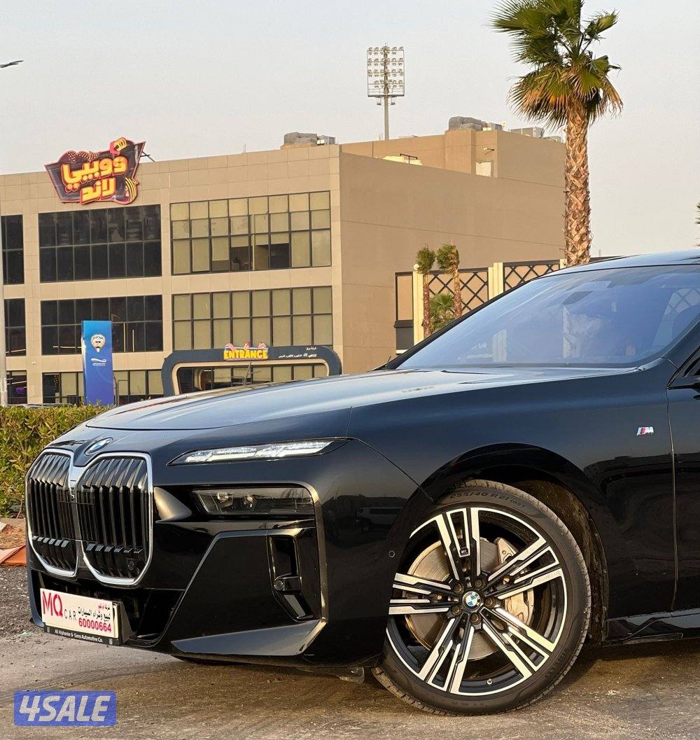 بي ام دبليو 740 بحاله الوكاله عداد 39 الف5