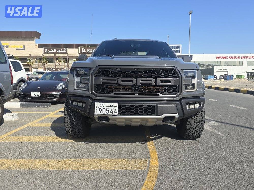 للبيع فورد رابتر 2020 درجة اولي بحالة شبة جديدة2