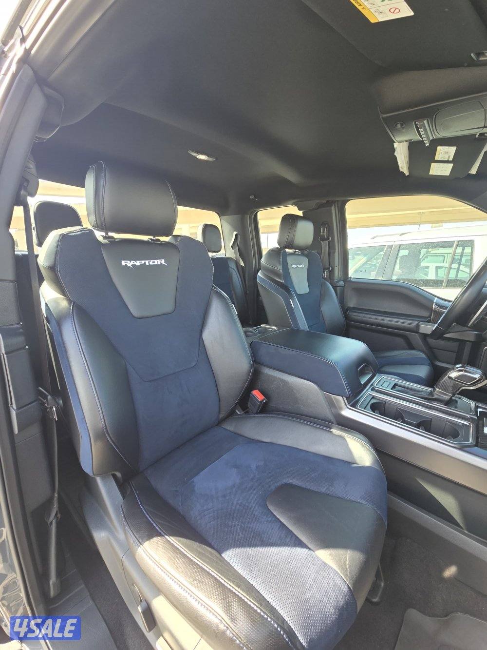 للبيع فورد رابتر 2020 درجة اولي بحالة شبة جديدة8