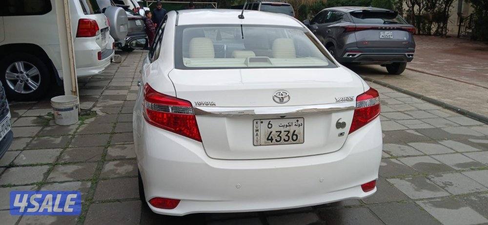 للبيع ياريس 2014 فل1