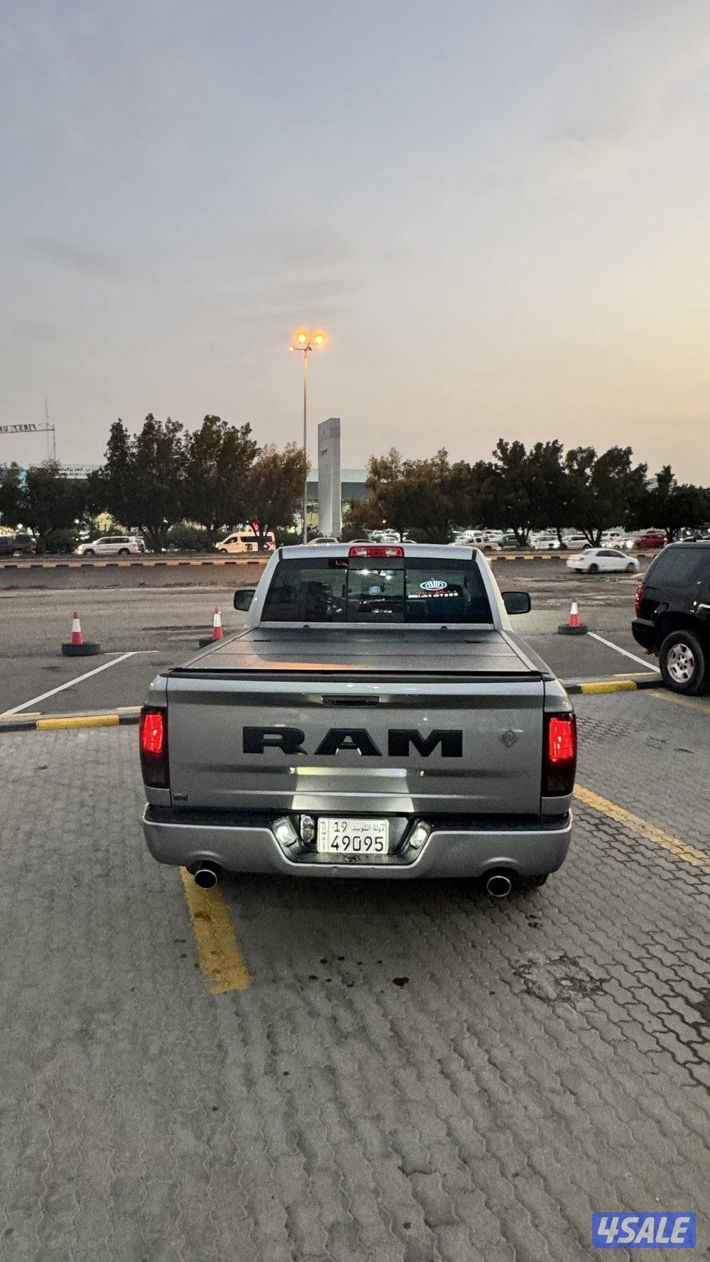 للبيع دودج رام 15002