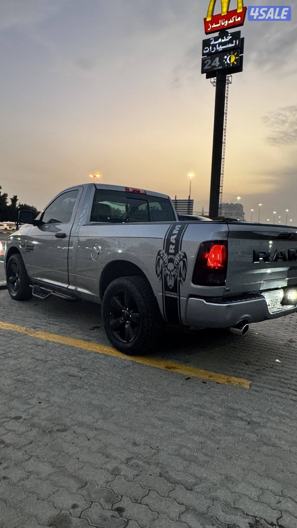 للبيع دودج رام 15003