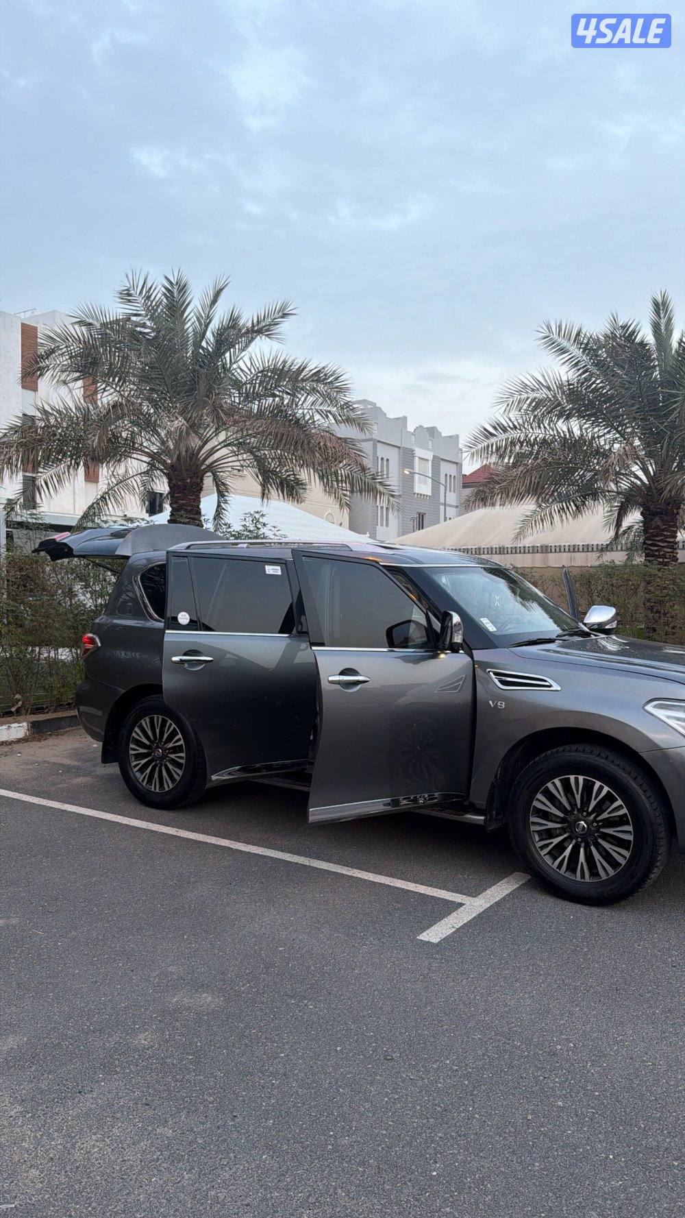 للبيع باترول بلاتينوم ستي 2014 مكينه 3201