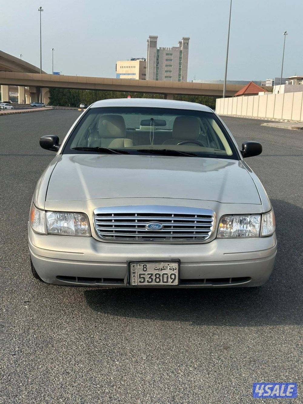 فورد فكتوريا ٢٠١١8