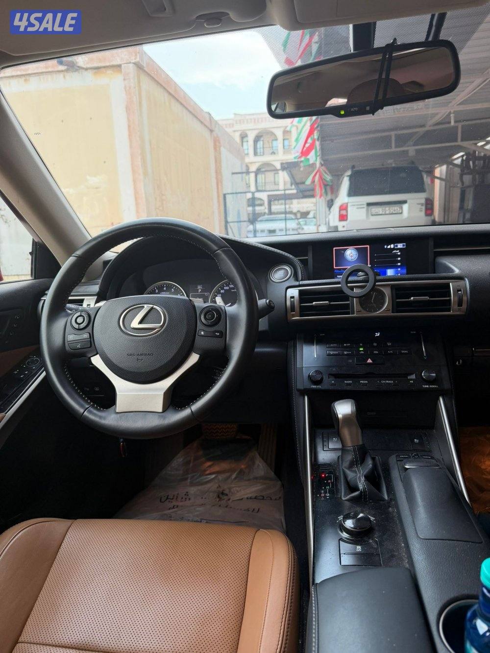 لكزس 6 سلندر وكالة الساير is 2503