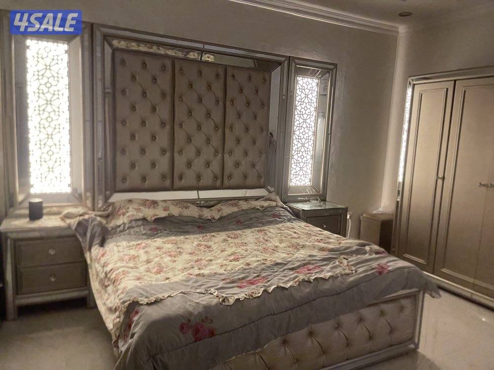 للبيع غرفت نوم نظيفه4