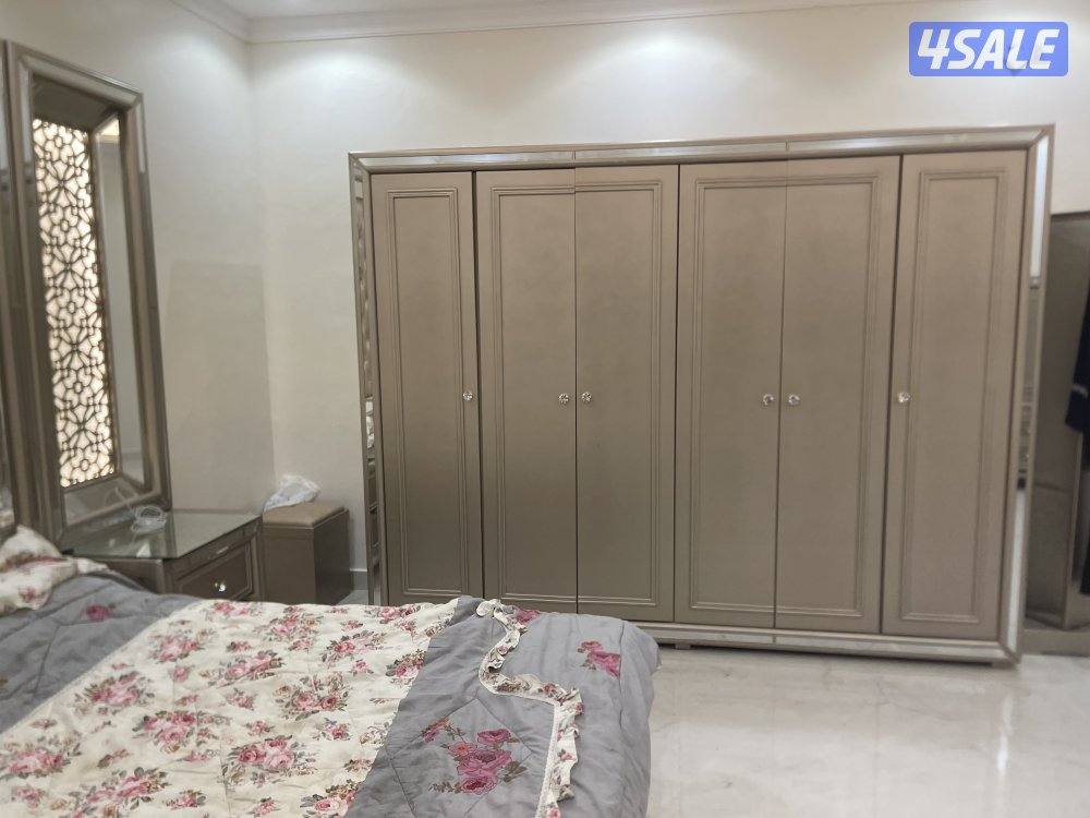 للبيع غرفت نوم نظيفه3