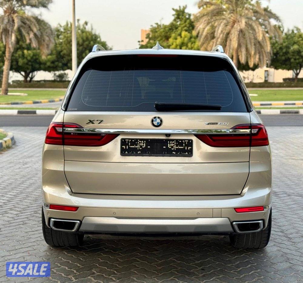 جيب 5.0 BMW X7 بحالة الوكالة كت M2