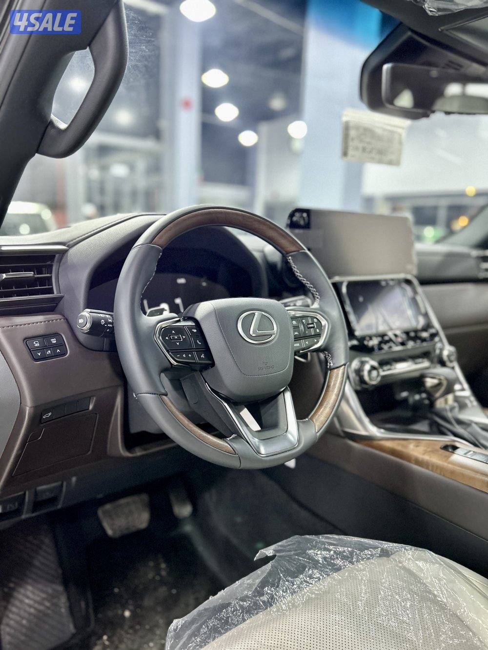 لكزس LX600 الدرجة الأولى موديل 20267