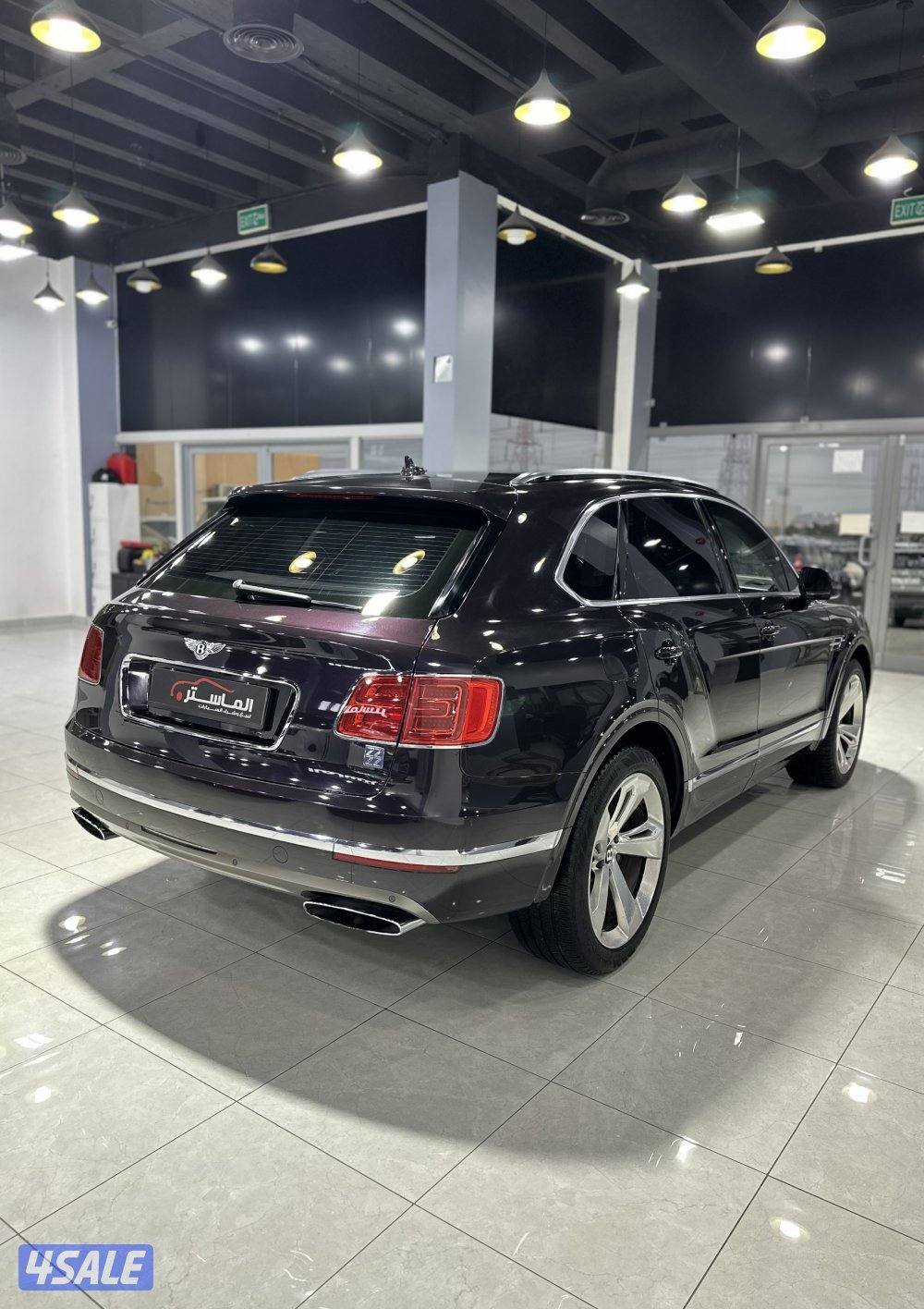 بنتلي بينتايجا V12 موديل 2017 ماشي 1243