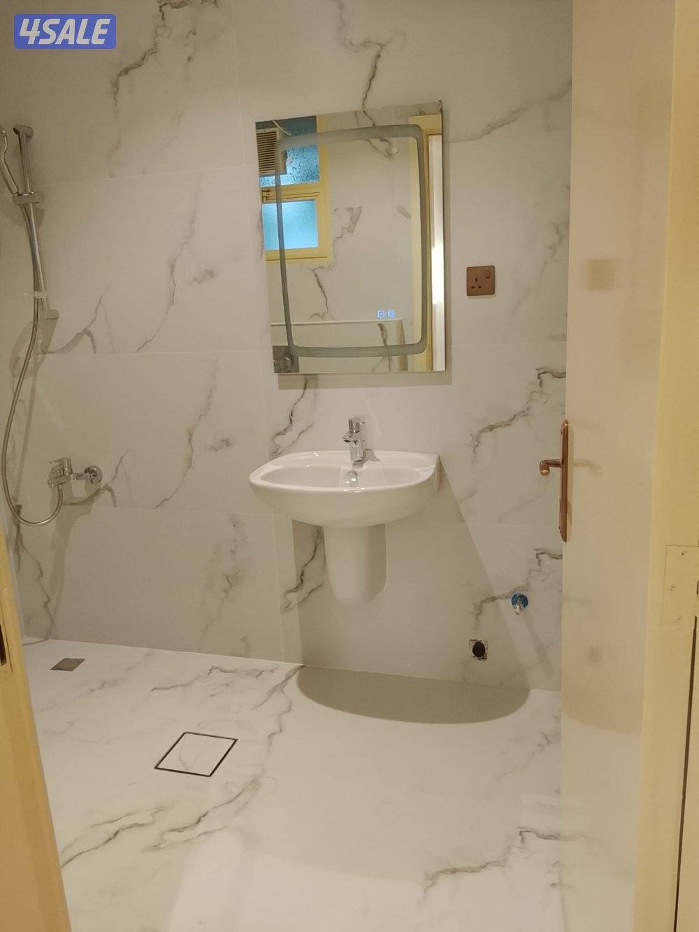 متوفر شقق بالدعيه والسره والرميثيه1