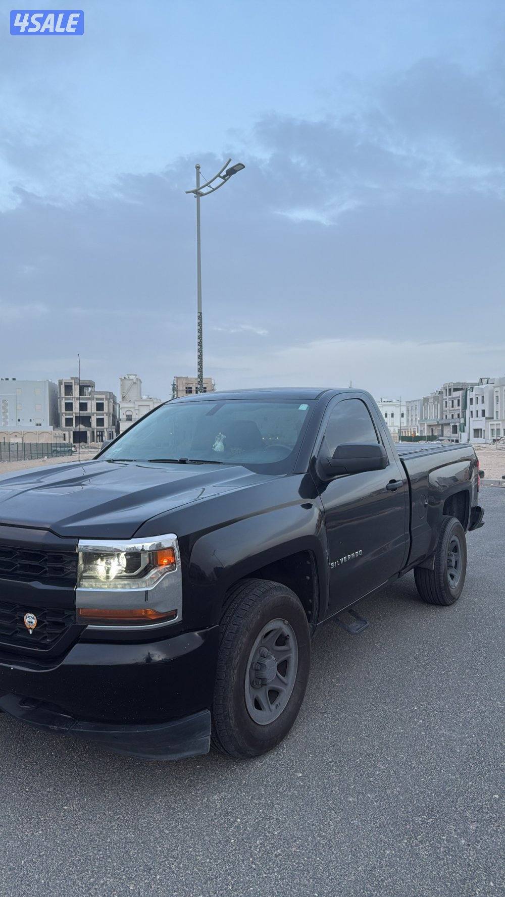 للبيع سلفرادو 2018 شرط الفحص …..0