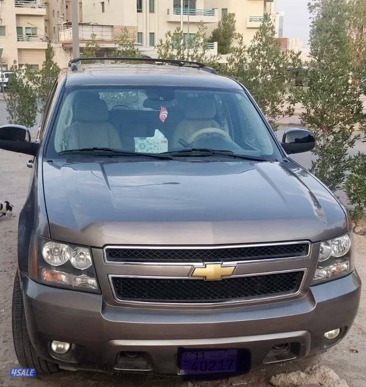 للبيع جيب شيفروليه- تاهو موديل ٢٠١٢ وارد الغانم LT -0