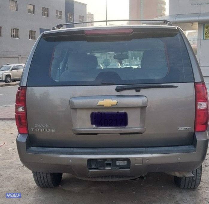 للبيع جيب شيفروليه- تاهو موديل ٢٠١٢ وارد الغانم LT -4