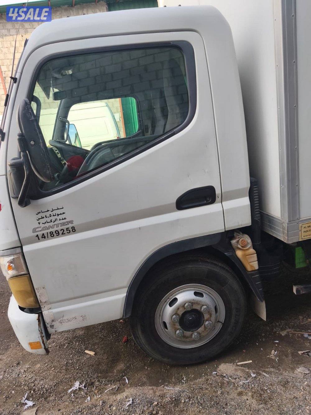 للبيع هاف لوري موديل ٢٠١٦ ماشي ٢٢٠ شرط الفحص قير ومكينة وشاصي0