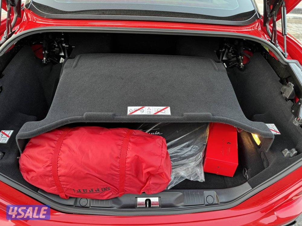 فيراري كالفورنيا T14